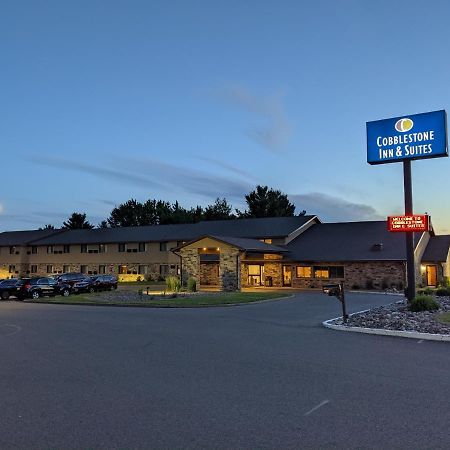 Cobblestone Inn & Suites - Merrill Экстерьер фото