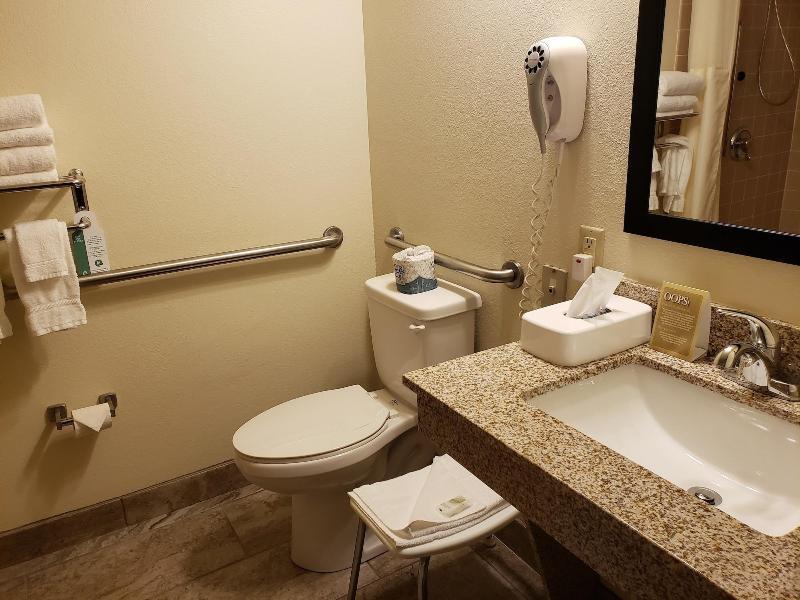 Cobblestone Inn & Suites - Merrill Экстерьер фото