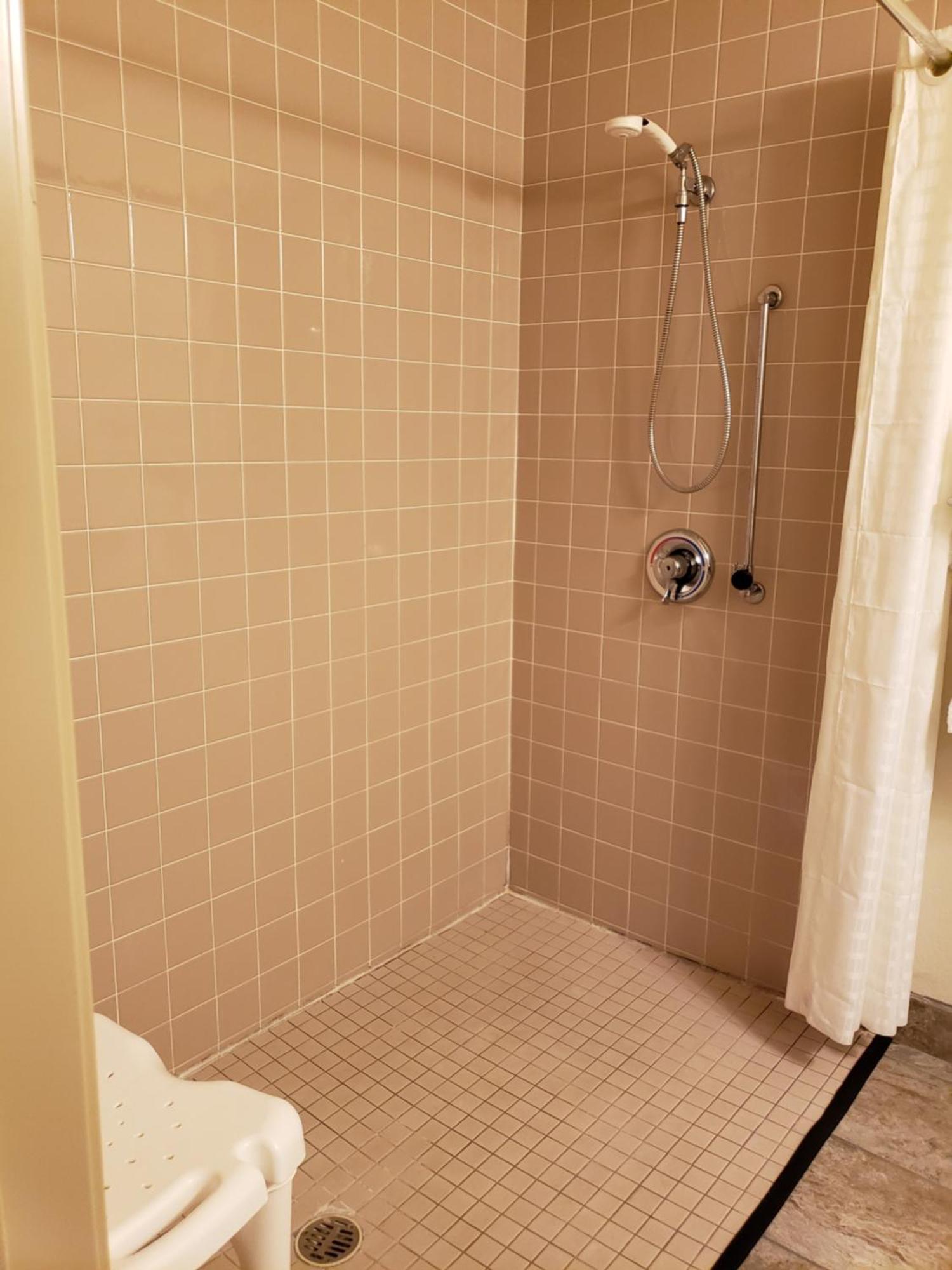 Cobblestone Inn & Suites - Merrill Экстерьер фото