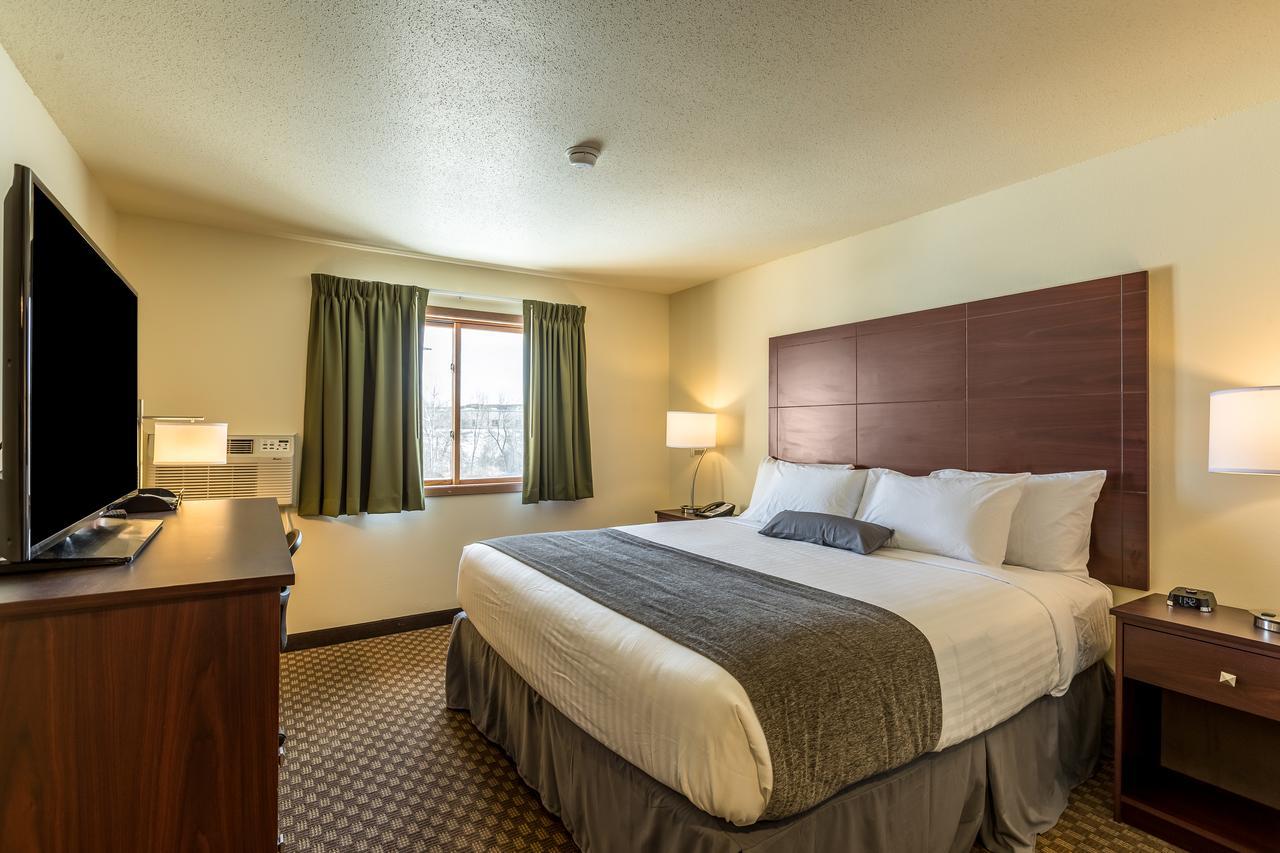 Cobblestone Inn & Suites - Merrill Экстерьер фото